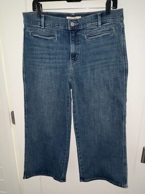 NWOT Levi's classic wide leg crop jeans sz 12